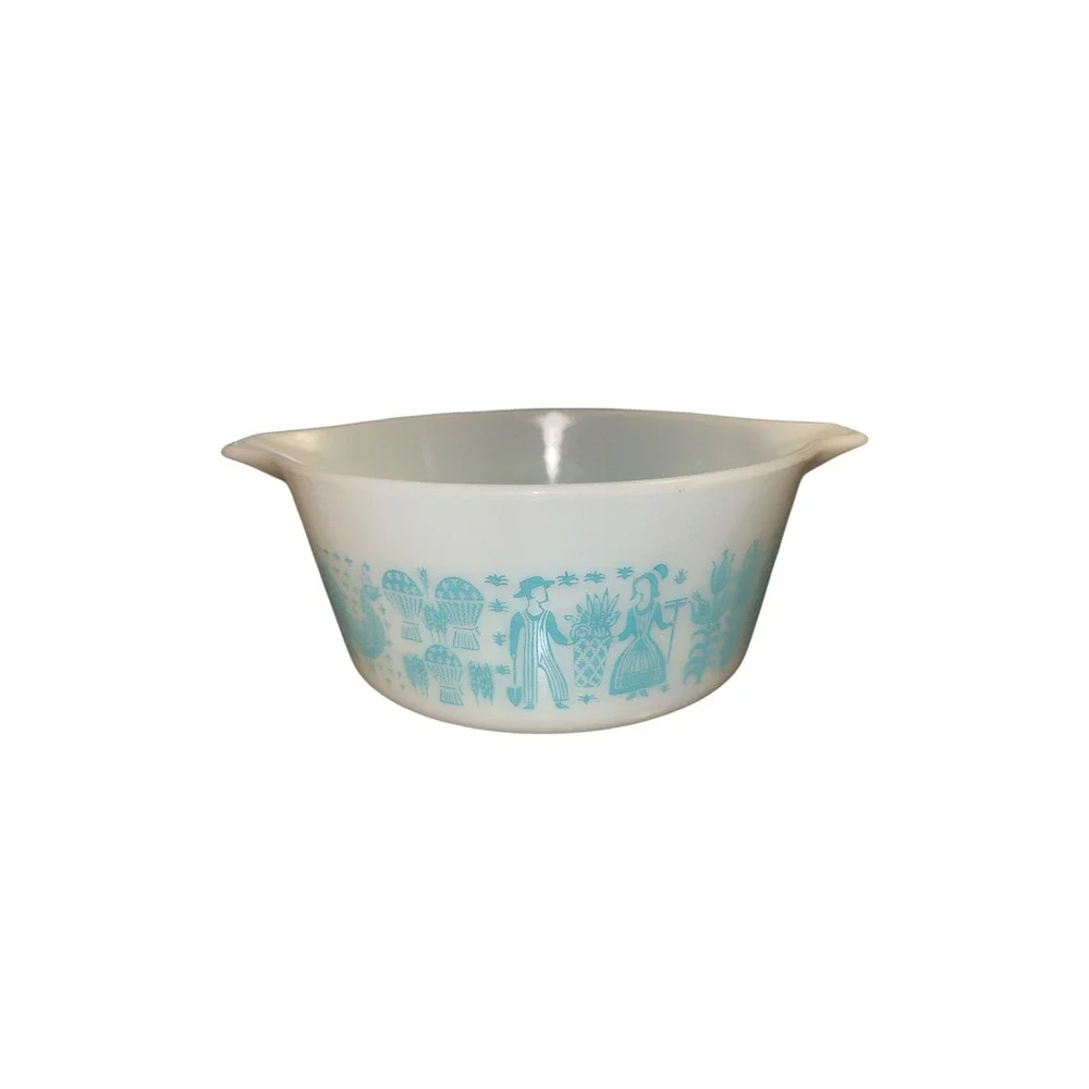 Vintage Pyrex Butterprint Amish 474-B 1.5 QT Turquoise White Cinderella Bowl